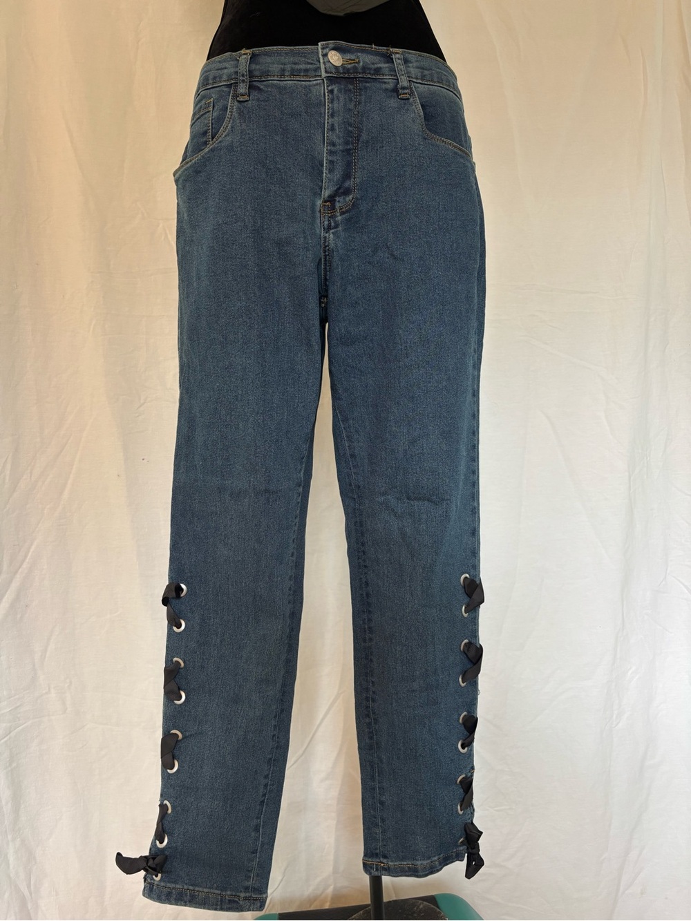 VENUS Lace Up Hem Crop Jeans Y2K Coastal Cowgirl Festival Dark Blue Denim SZ 14
